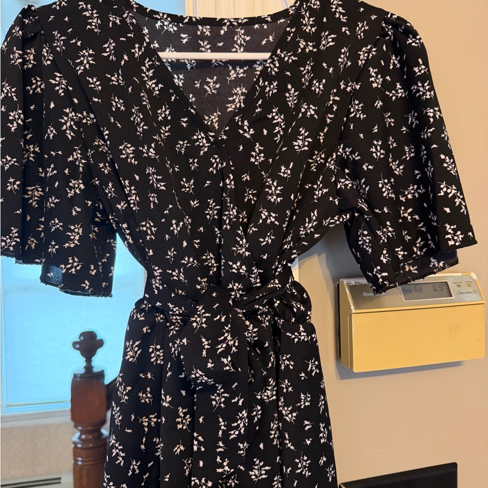 Elegant Black Floral Women's Blouse